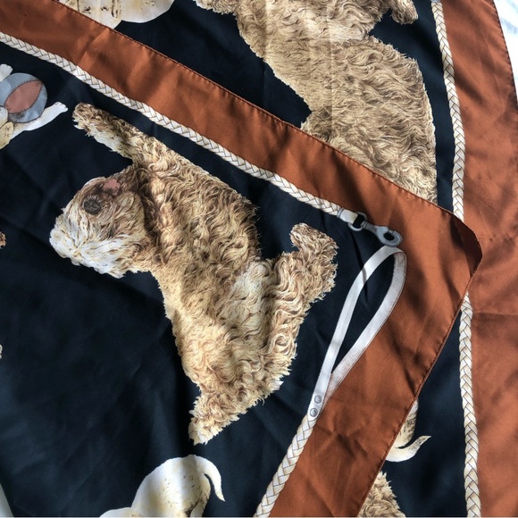 VNTG SYMPHONY Scarf “My Dogs Play with Puppies”-Italy 34x34” - Picture 9 of 12